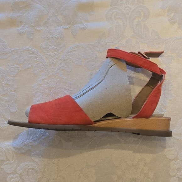 Reaction Kenneth Cole Women's Orange Ankle Strap Sandal 8.5 - Picture 4 of 8